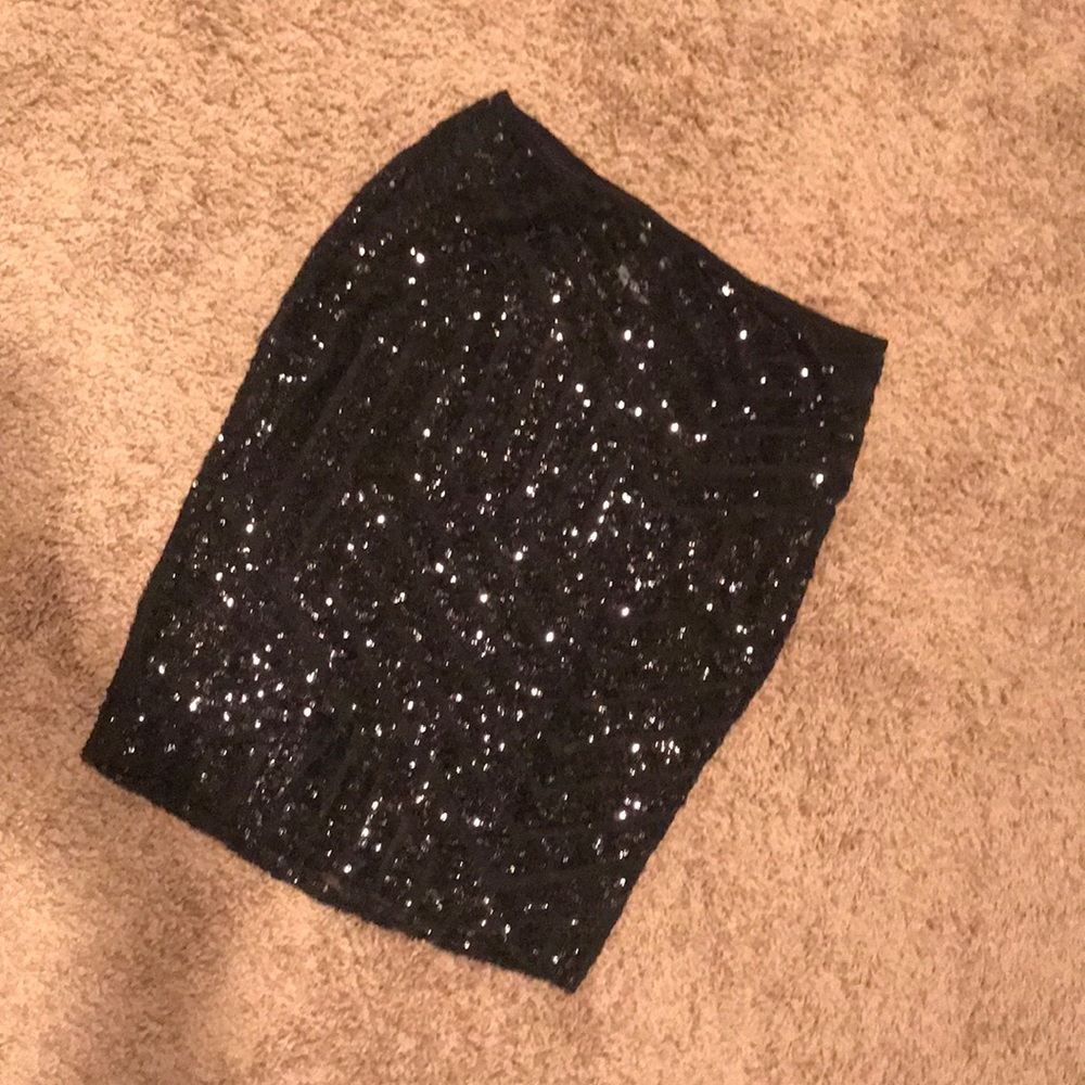 Unlined sequent skirt